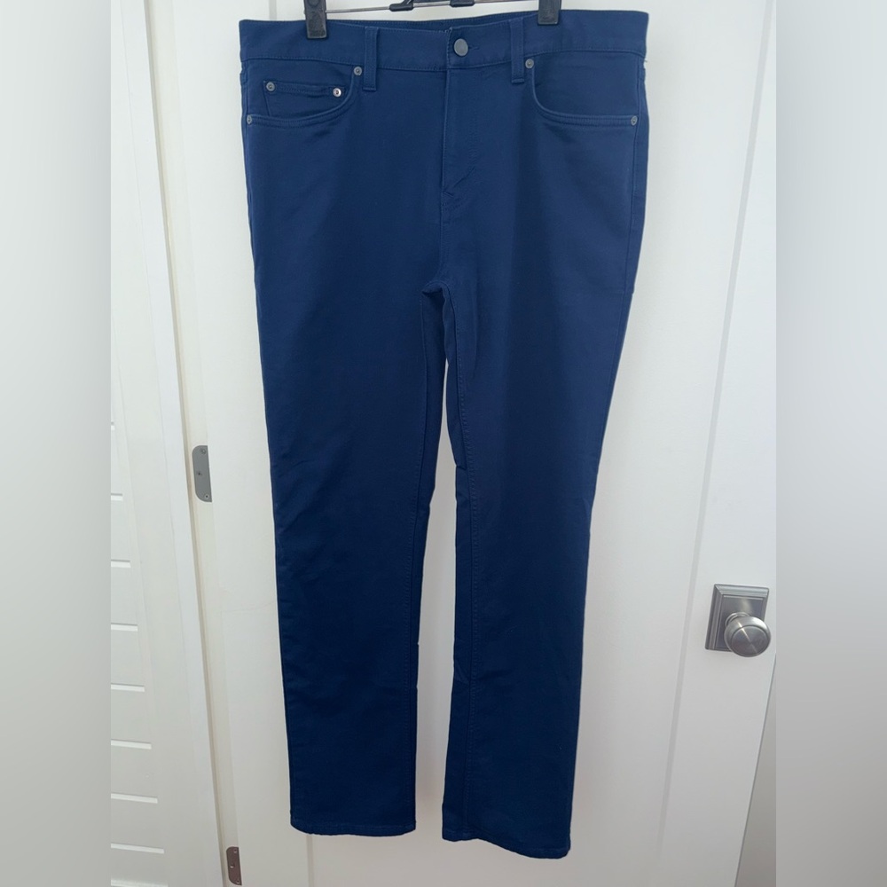 Banana Republic The Traveler slim jeans sz 34x34 NWOT
